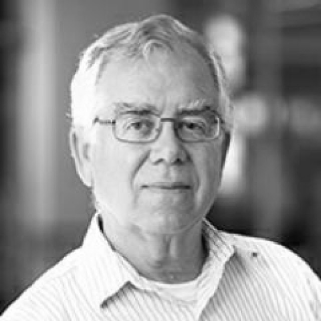 Daniel Elliott
