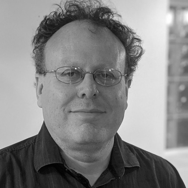 Headshot of Andrew Sonnenschein