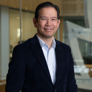 Headshot of Fred Chong