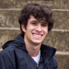 Lucas Santos headshot